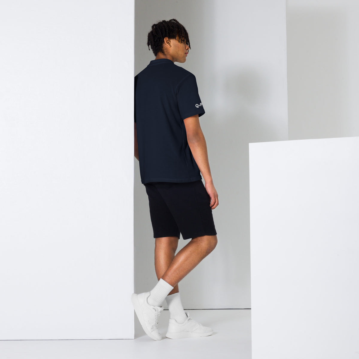 Magnifi Cat Silhouette - Unisex Polo Shirt (Signature Collection)